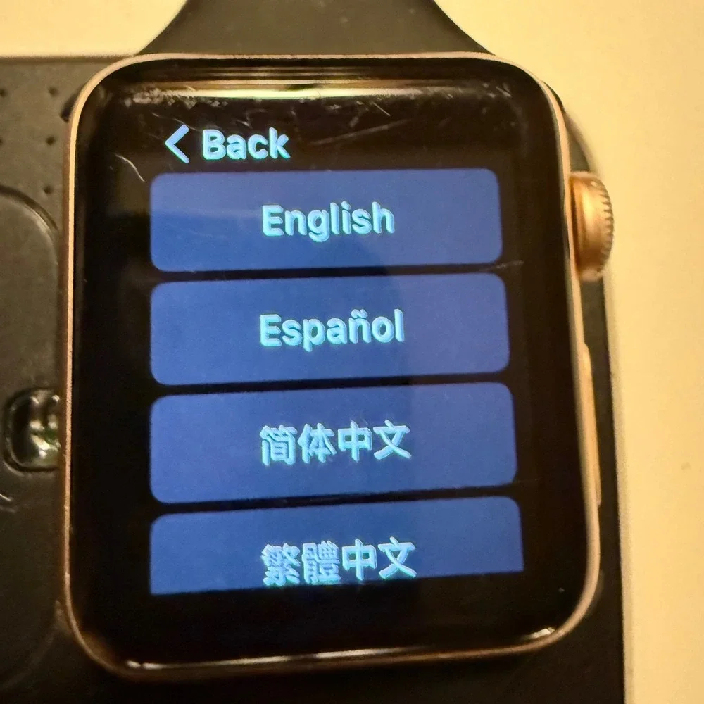 Apple Watch Series 3 38mm Rose Gold‎ Aluminum Case GPS LTE Cellular Extra Bands